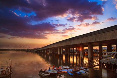 Native Jetty Bridge   Karachi  Sindh  Pakistan.......!!!