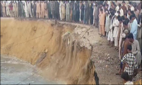 بلوچستان ڈام میں سمندری کٹاؤ جاری، شہری خوف کا شکار