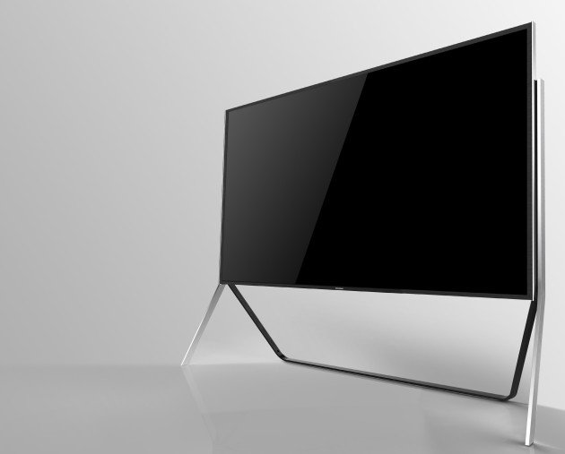 TV that turn from flat to curved in just one command