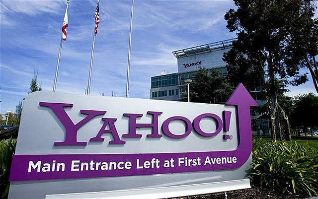 Yahoo to stop user access of services with Facebook, Google IDs